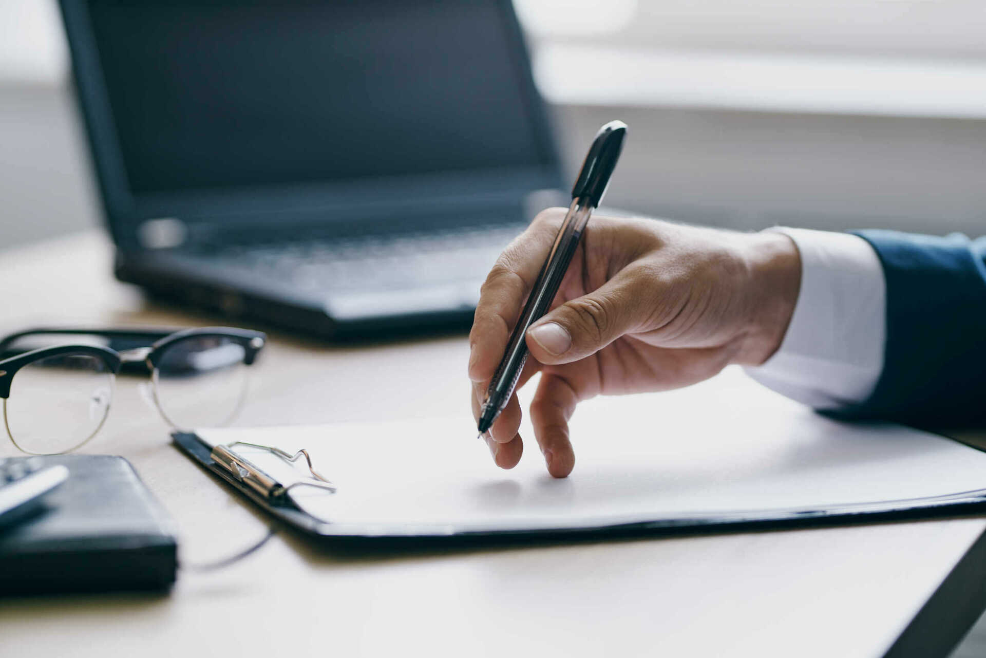 Karriere - Steuerberatung Krukenmeier